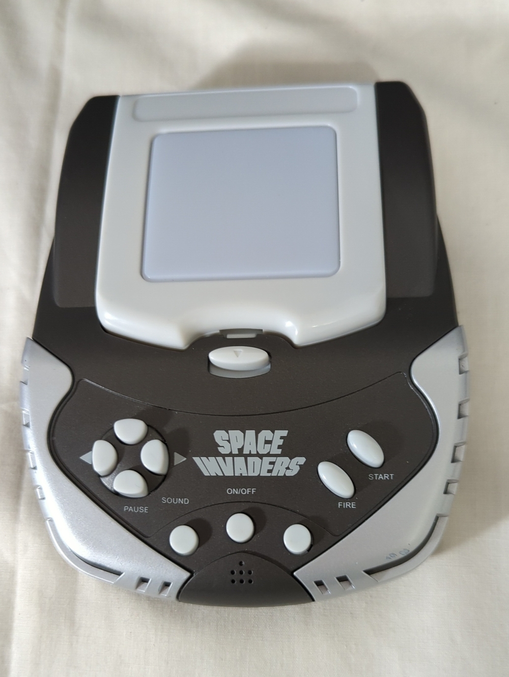 Space Invaders Handheld game Classic Game Portable Excalibur Electronics 402-1 - Picture 2 of 5